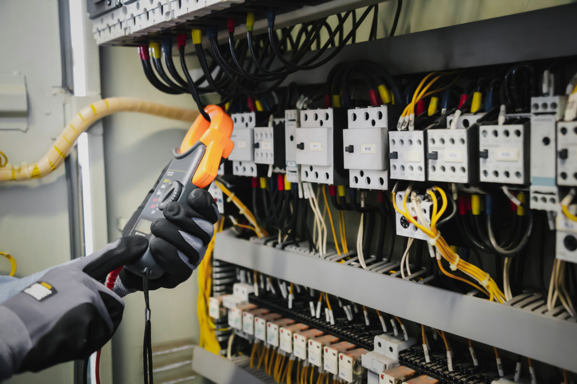 DGUV Vorschrift 3-Check bei Büttner Elektrotechnik GmbH in Klingenberg