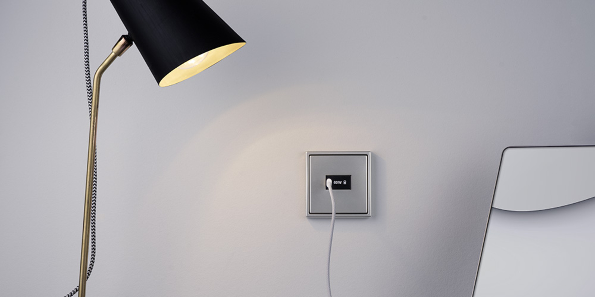 Ladegerät USB PD 60 bei Büttner Elektrotechnik GmbH in Klingenberg